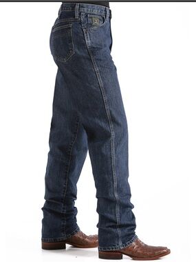 Men's Straight-Leg Boot Cut Jeans in Dark Blue Cinch